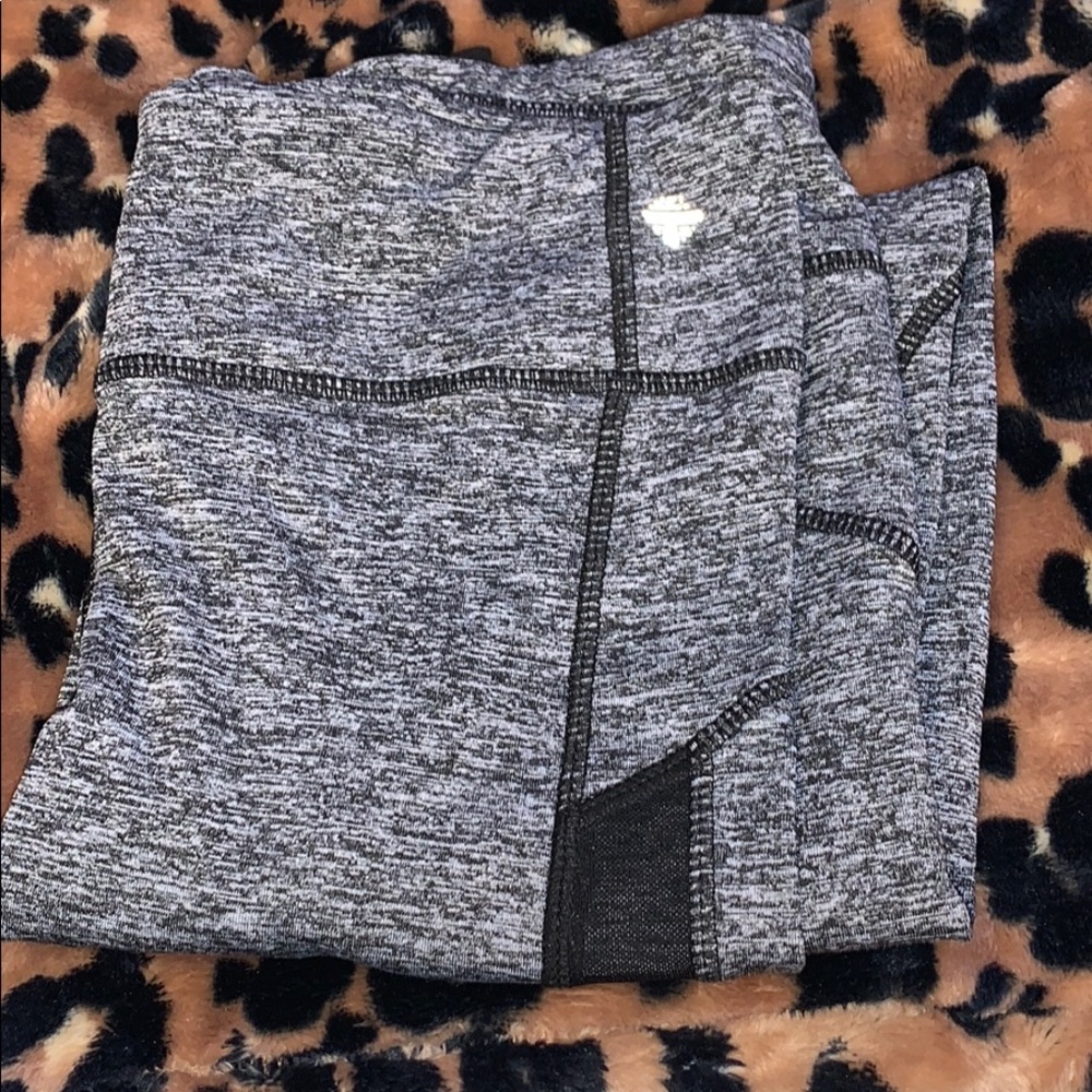 Therapy mesh leggings